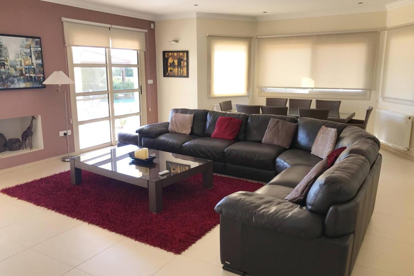 Orchard Blossom Private Villa With Pool Phrenaros Extérieur photo