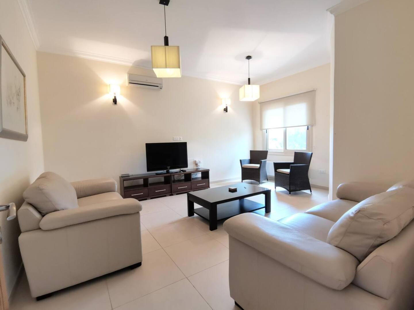 Orchard Blossom Private Villa With Pool Phrenaros Extérieur photo