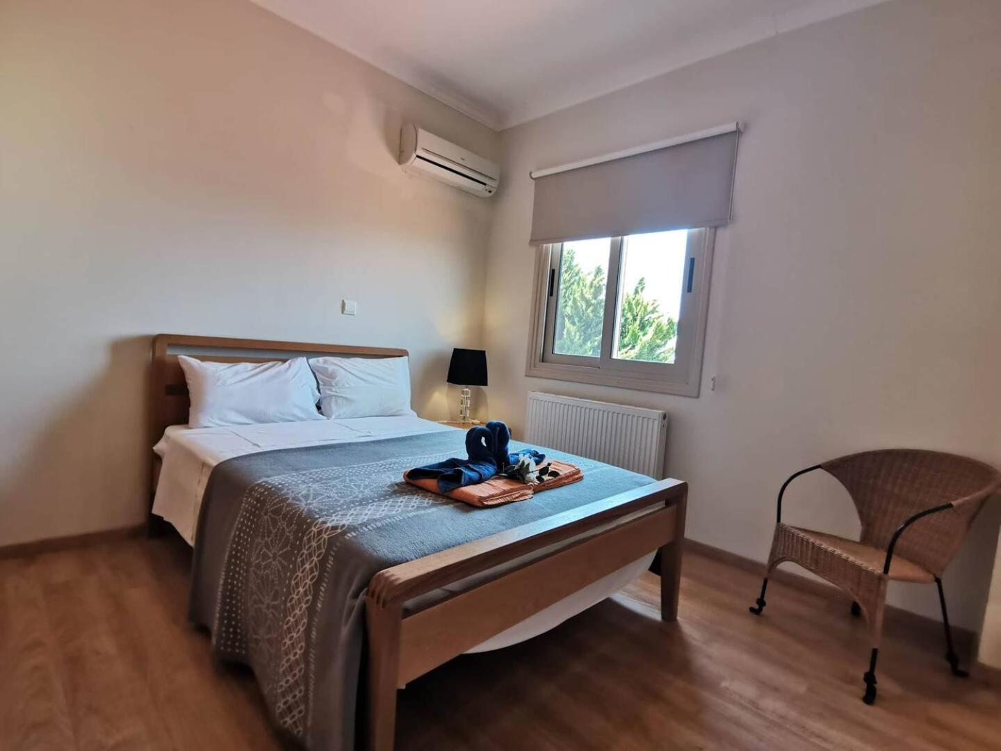 Orchard Blossom Private Villa With Pool Phrenaros Extérieur photo